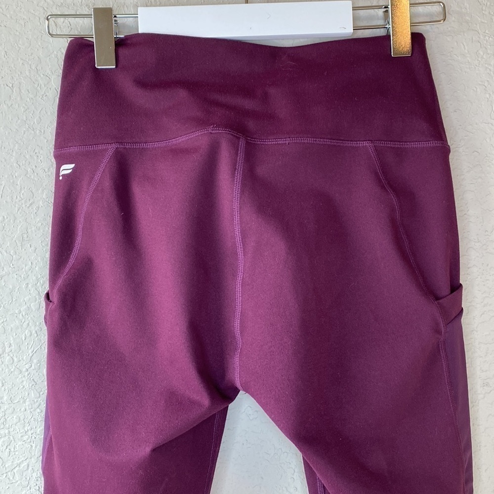 Fabletics On-The-Go‎ PowerHold Legging - Picture 9 of 13